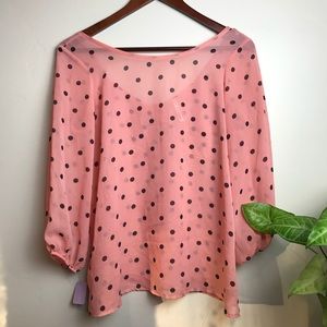 🍁Voel Cute blouse with bow. In chiffon